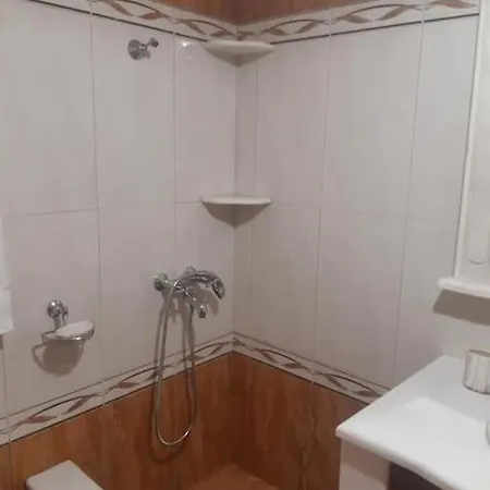 Panos Renos Studio, A Cozy By The Beach! Vakantiehuis Myrties